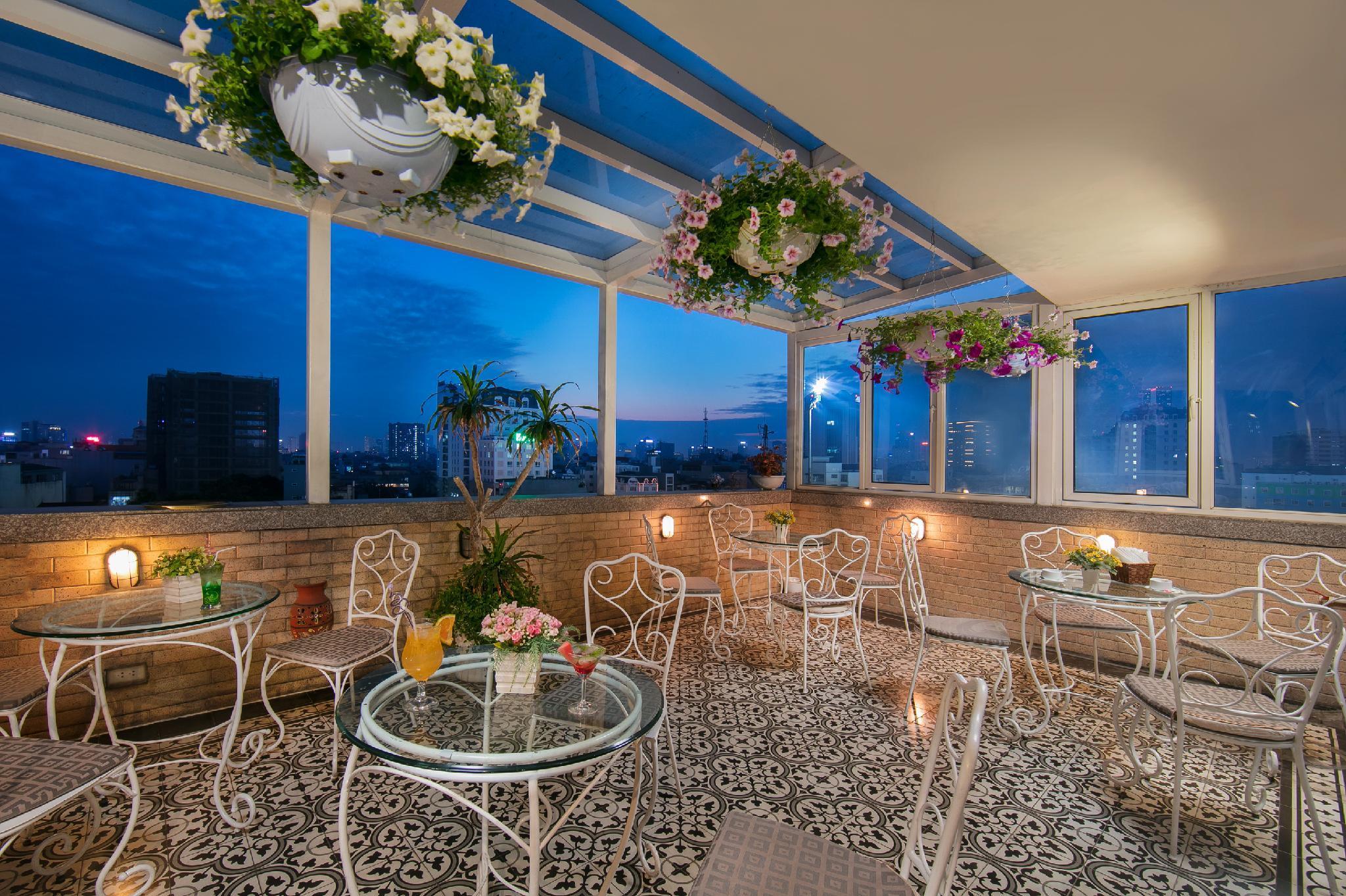 Hanoi Emotion Hotel Экстерьер фото
