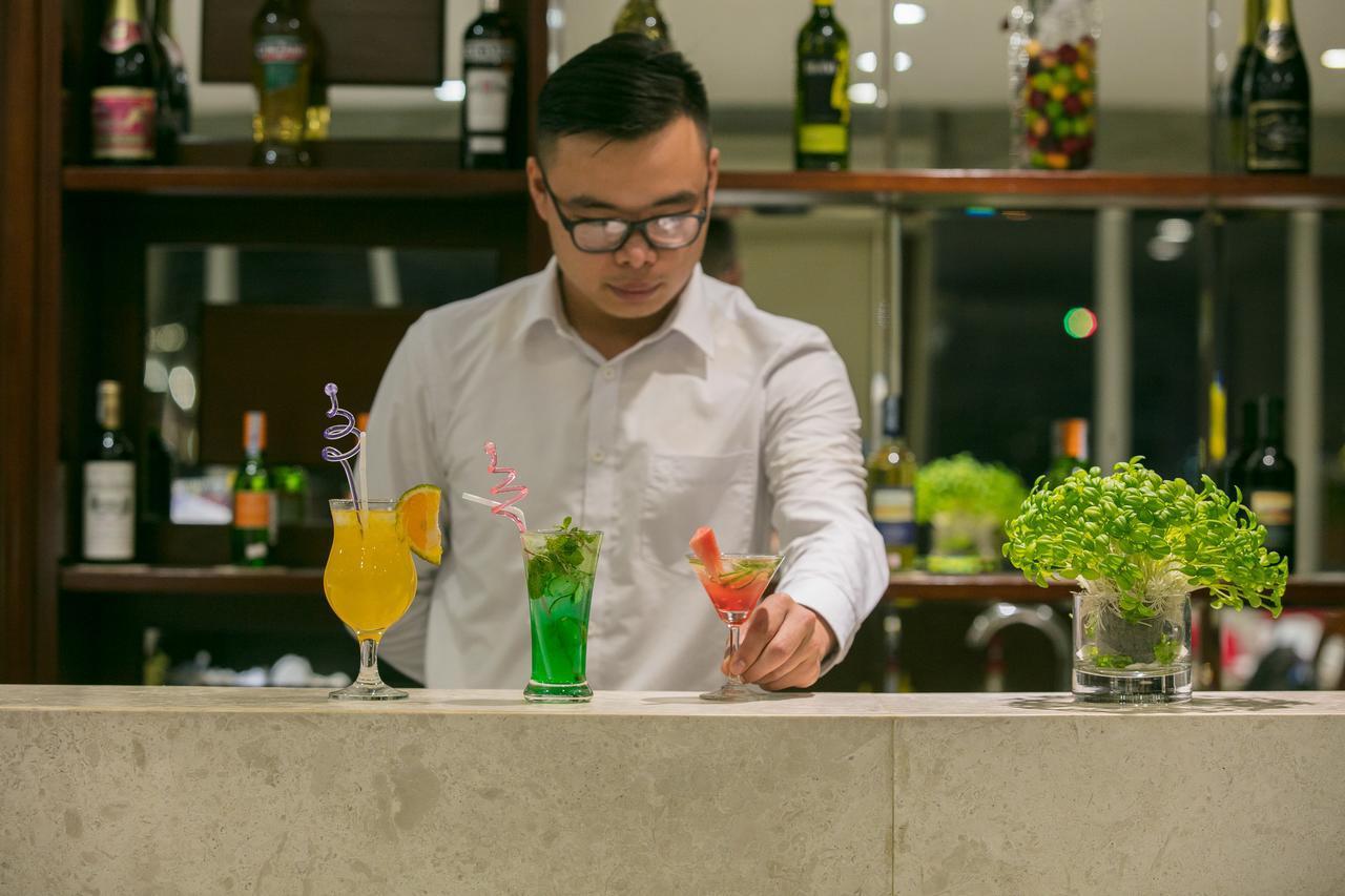 Hanoi Emotion Hotel Экстерьер фото